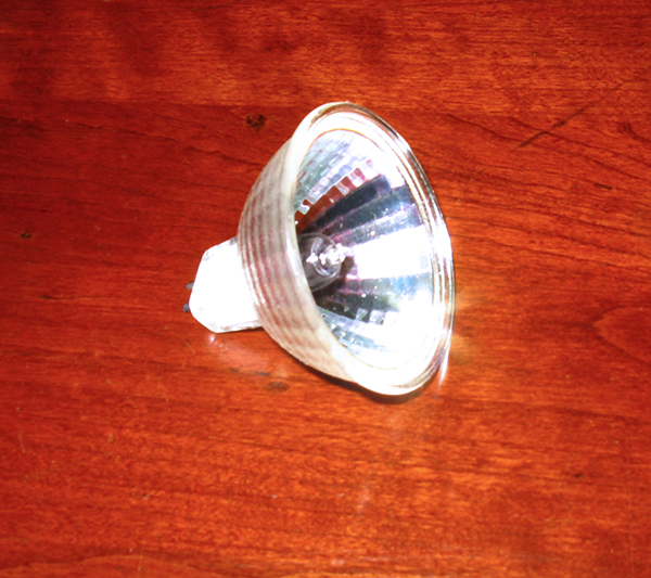 MR16 50 Watt Halogen Bulb Socket View